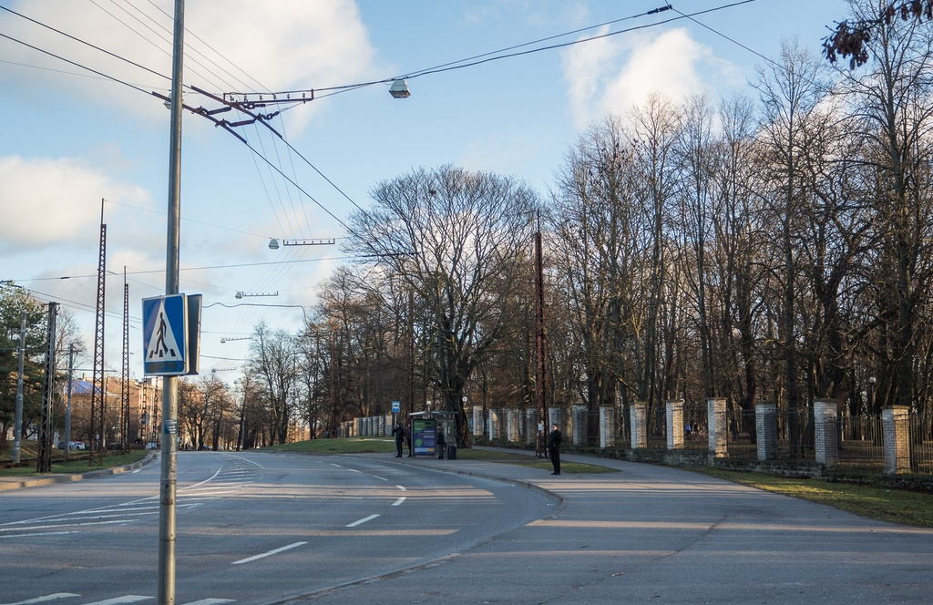 Tallinn, Kopli cemetery cables. rephoto