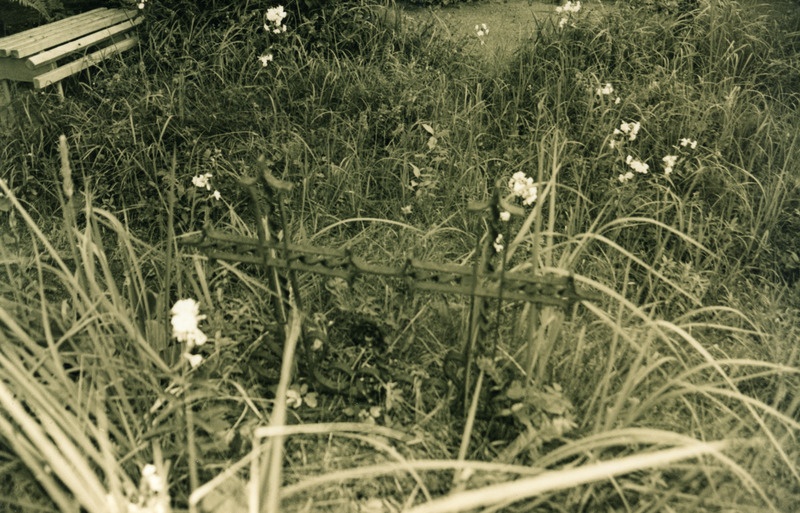 Tudulinna kalmistu vaade, erinevad sepisristid