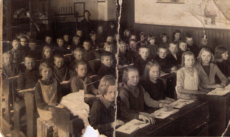 Iisaku kooli II klass 1924. a