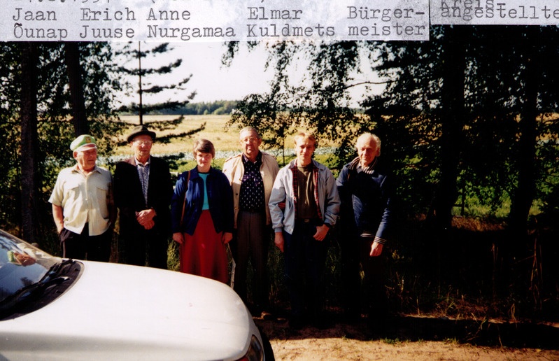 Tärivere saksalaste sõjaaegset matmispaika taastamas. Kodu-uurijad, A. Nurgamaa