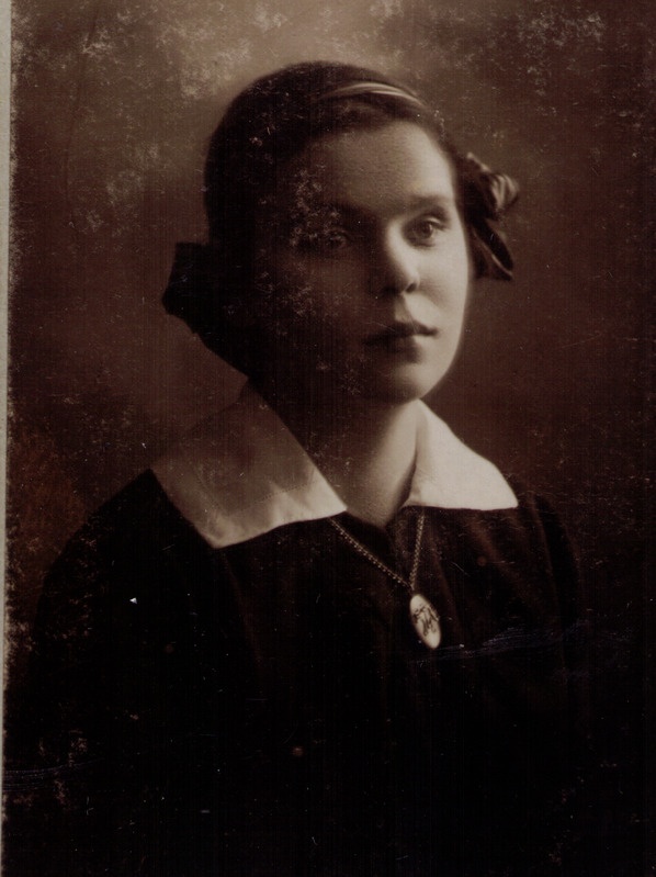 Mary Pärn-Kippari portree 1918. a