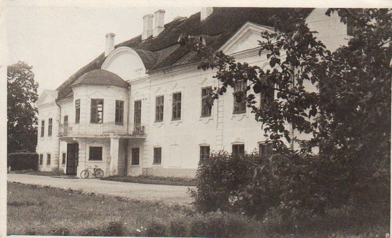 Front of the main building of Ahja Manor