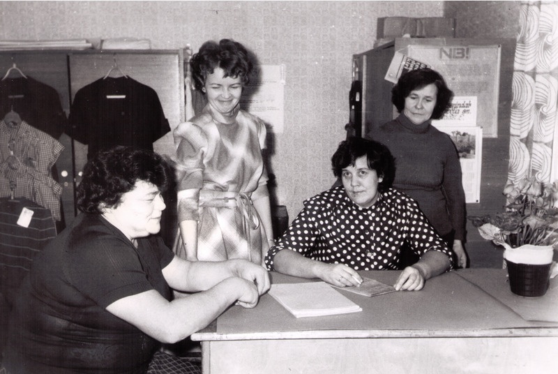 Iisaku "Tarve töötajad"