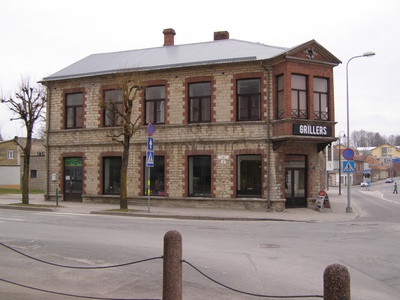 Rakvere, maja Tallinna ja Laia tänava nurgal rephoto