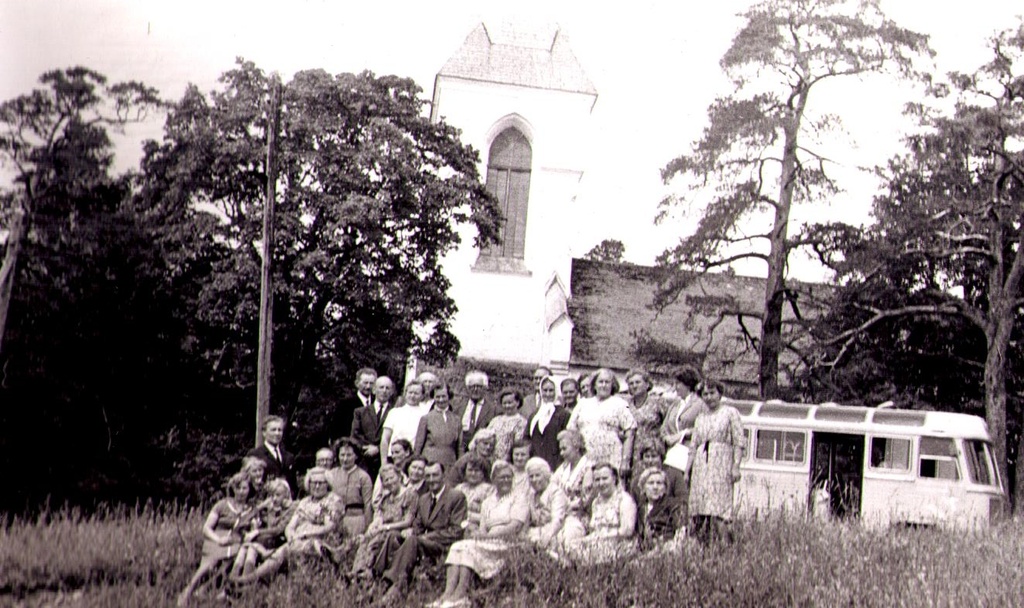 Fotoalbum. Iisaku-Narva ühendatud koor, Iisaku kirikumäel 9.07.1967.a