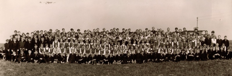Iisaku Keskkooli õpilased 1971.a