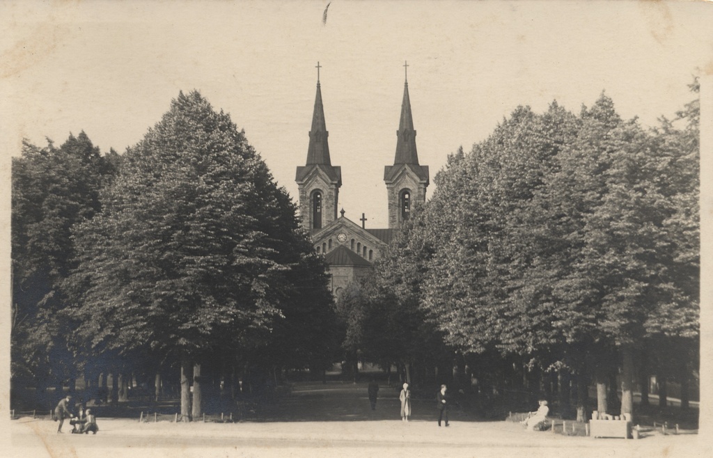 Tallinn-estonia : [Kaarli puiestee]