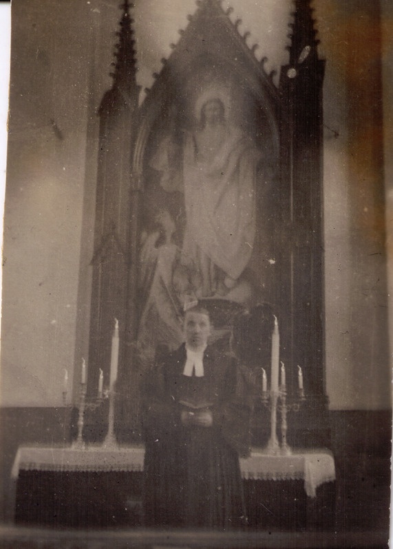 Fotoalbum. Altari vaade