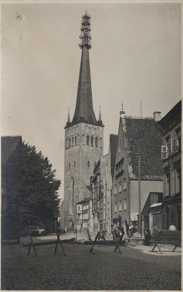 Tallinn : [Oleviste Church]