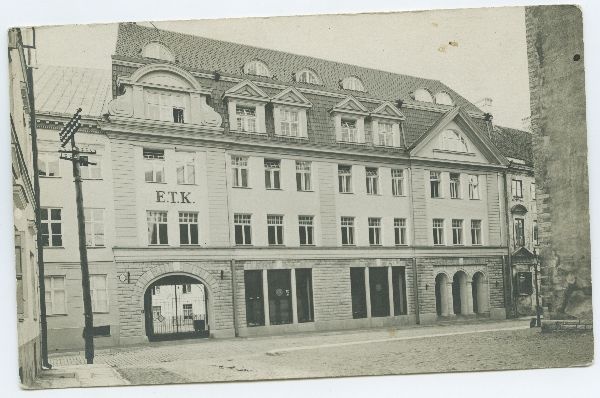 E.t.k. Office building on Laial Street.