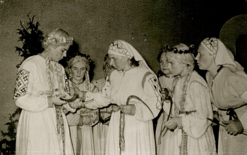 A. Kitzbergi draama "Enne kukke ja koitu" 1959. a