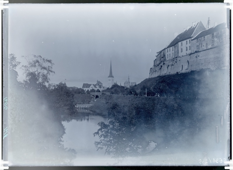 View of the Shnell Tig, Toompea, Oleviste Church