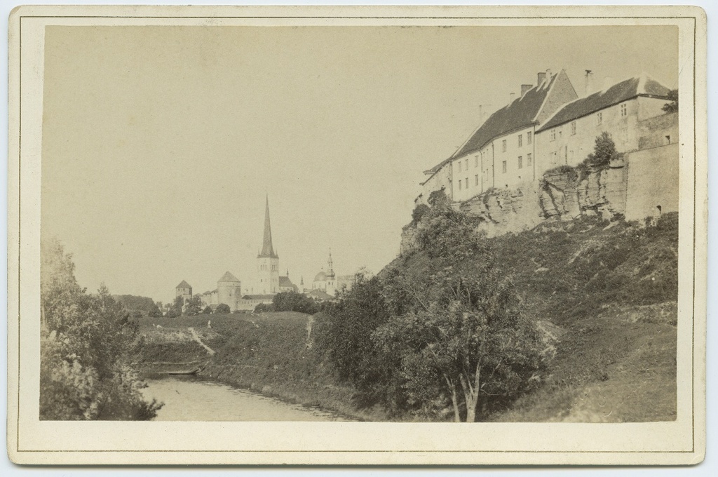 Tallinn, Patkuli Park, Toompea on the right, behind Oleviste Church.