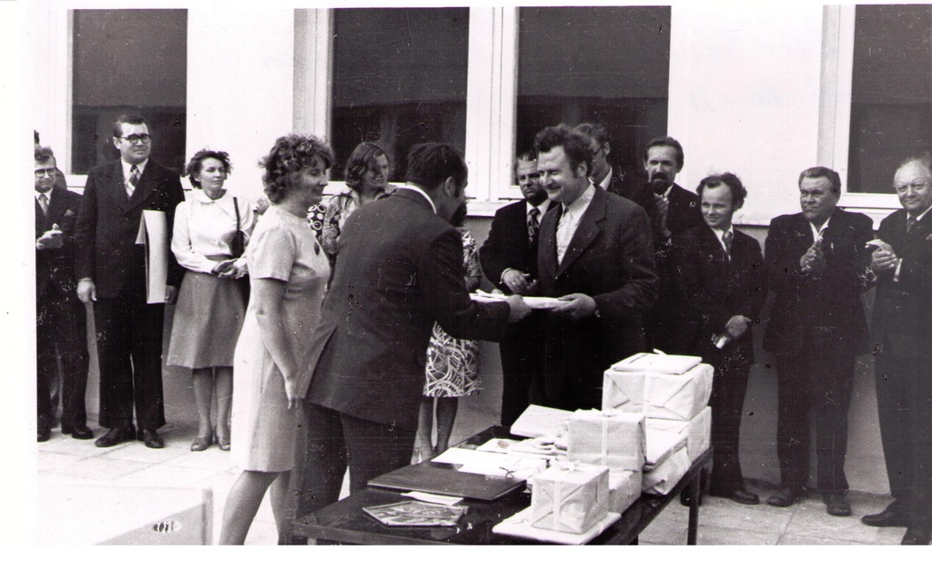 Iisaku Keskkooli juurdeehituse avamine, 1. sept 1976.a