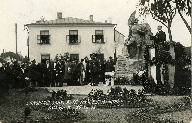 Kuressaare vabadussõja monumendi avamine