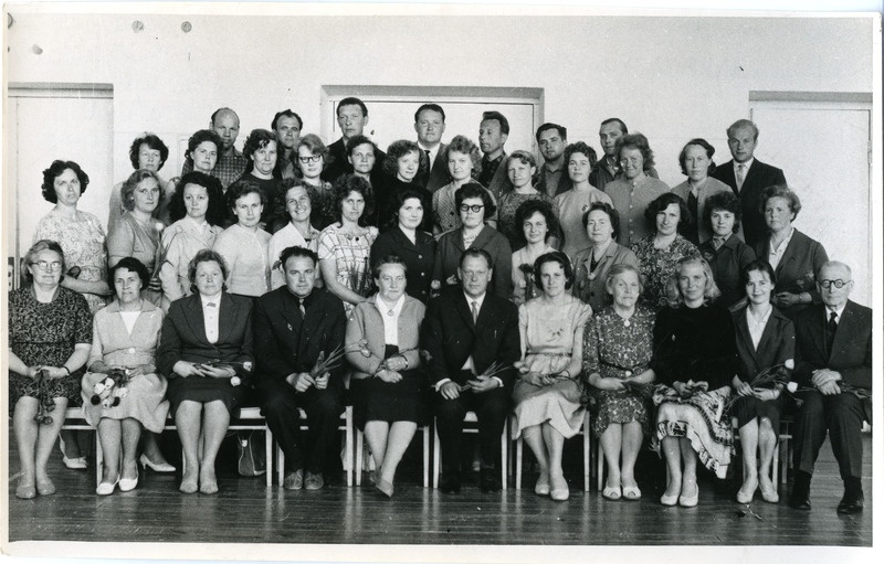 V. Kingissepa nim. keskkooli õpetajad 1961/1962