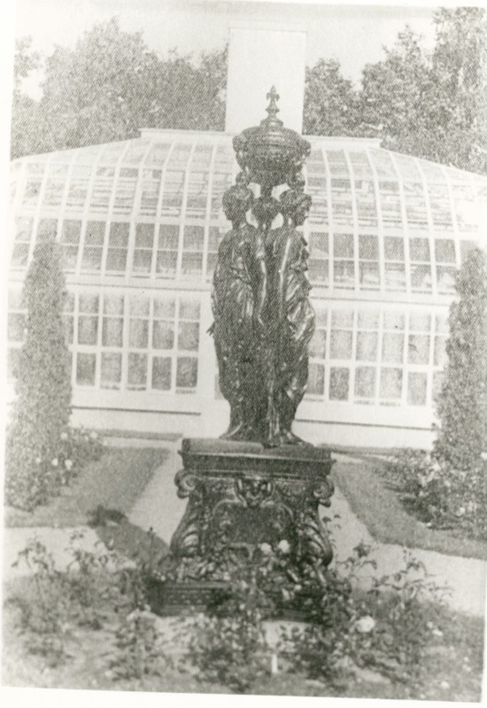 Fotoalbum. Oru Loss, kujud, skulptuur