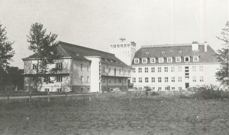 Fotoalbum. Oru Kodunduskeskkool Toilas.