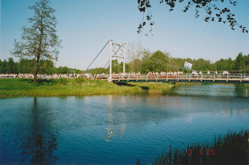 Eesti naislauluseltsi laulupäev Kurgjal 10. juunil 2006. a.