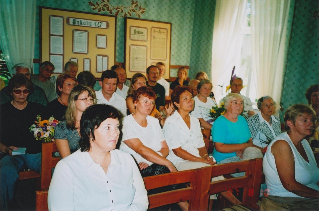 C. R. Jakobsoni preemia andmine 2007. a. Madis Padarile, Tiia Schönile, Karmo Jürjenile.