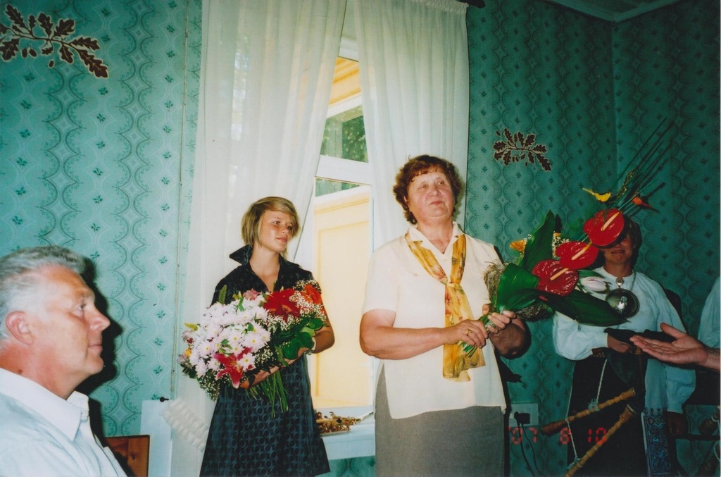 C. R. Jakobsoni preemia andmine 2007. a. Madis Padarile, Tiia Schönile, Karmo Jürjenile.