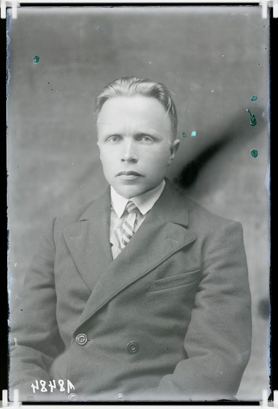 Otto Reimer (Hans Reimeri poeg) Uuetoa talu perermees.
