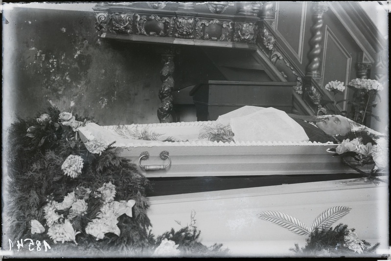 Jüri Mikmann, Liiva talu perepoeg Jädiverest, kirstus