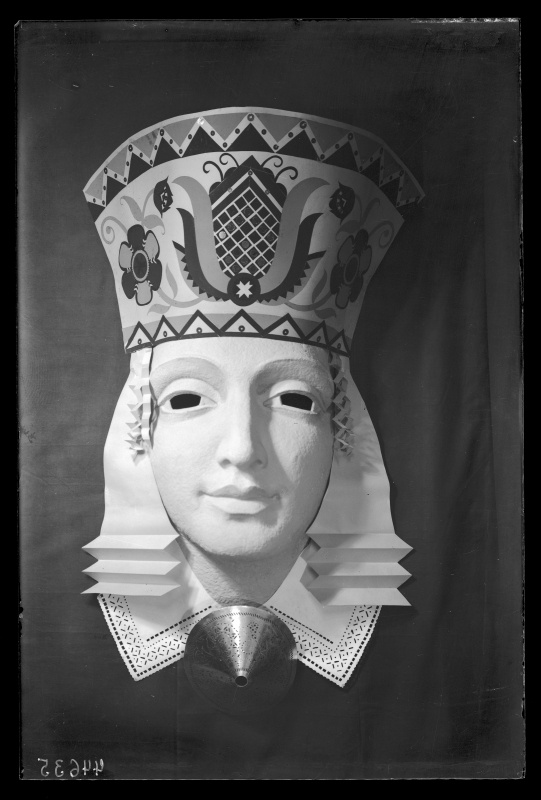 Mask - Eesti neiu, 1930ndatest. Tundmatu autori negatiiv.