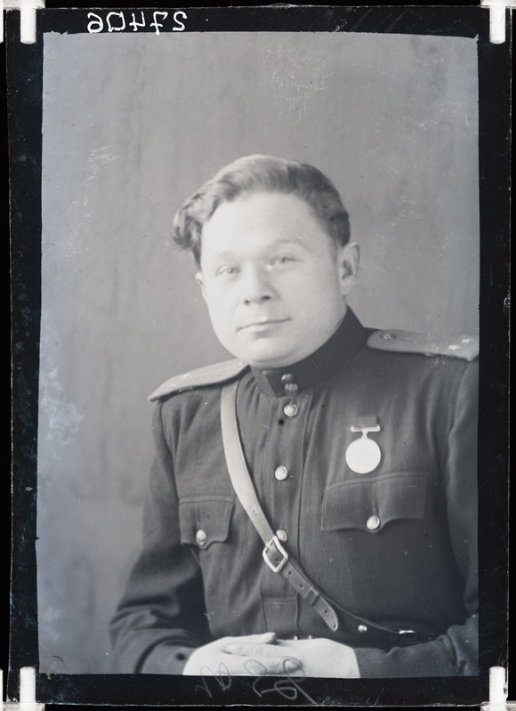 Stefan Kuragin, Ivani poeg (sünd. 18.03.1918) - partisan, leitnand. grupi komandör