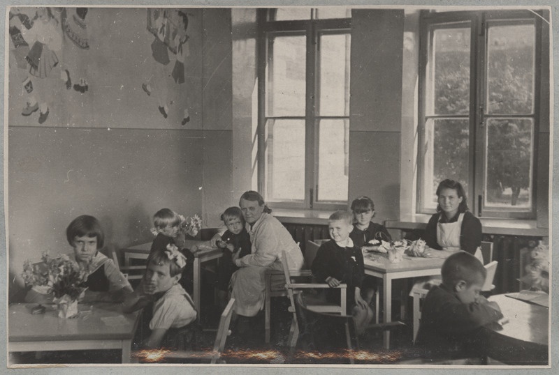 Tallinn-Balti vaksali taastamine 1944-1945: lastetuba, 1945.