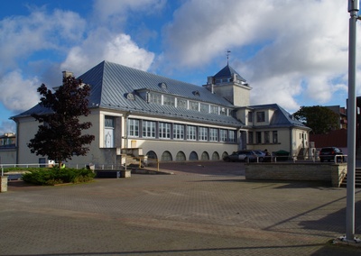 Rakvere. Turukaubamaja rephoto