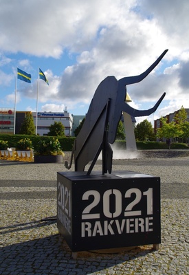Skulptuur Rott Rakvere keskväljakul rephoto