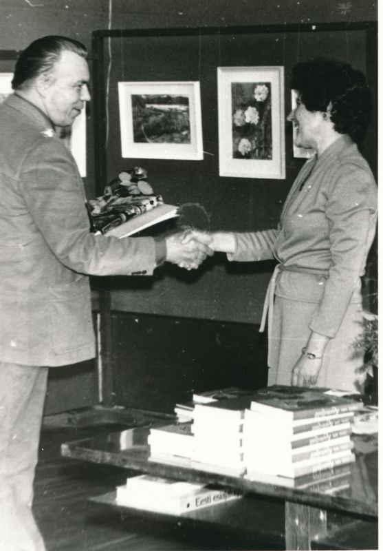 Foto. Haapsalu Koduloomuuseumi 55. aastapäeva ajaloopäev, 28.04.1984. F. Tomps ja Õ. Kabrits.
