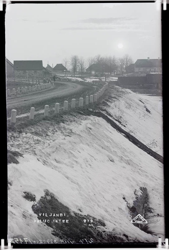 fotonegatiiv, Viljandi, Valuoja tee