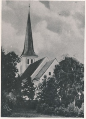 Foto. Audru kirik, Pärnumaa. Ümberpildistus raamatust M. Arro, 1967.  duplicate photo