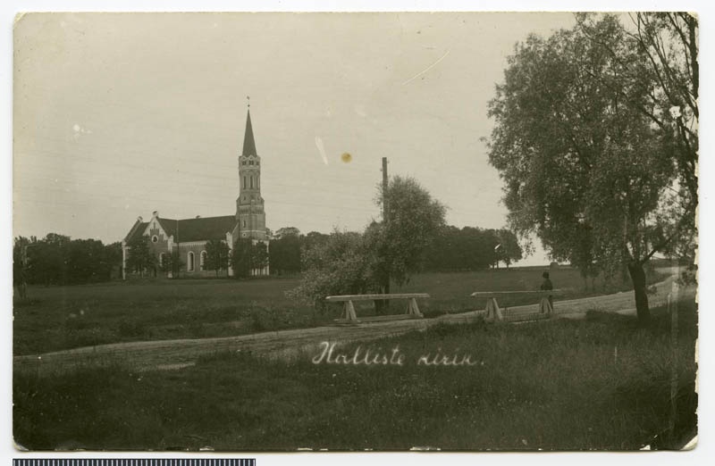 Postcard, Halliste Church