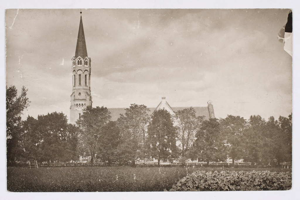 Halliste Church