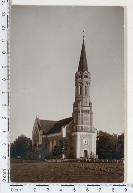 Halliste Church
