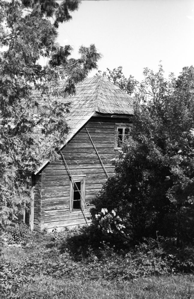Tätta farm residential house in Karula municipality, end view.