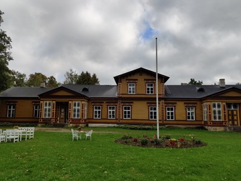 Kulina Manor rephoto