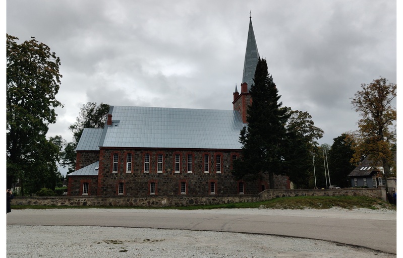 Vaade Avinurme kirikule rephoto
