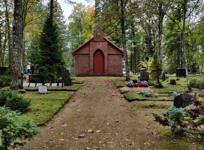 Iisaku kalmistu ühes kabeliga. rephoto