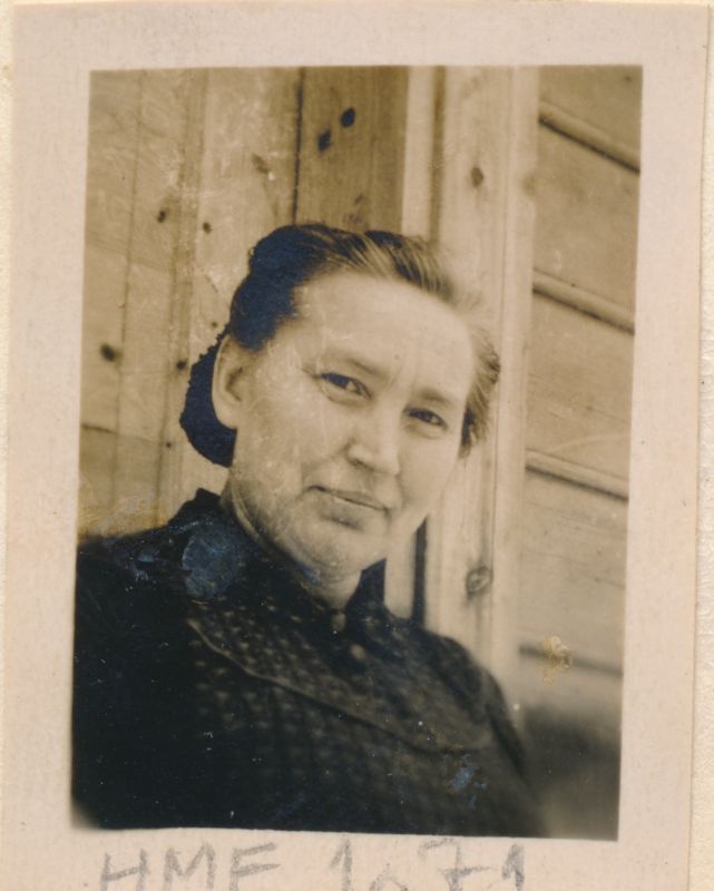Linda Maanurm - Piirsalu kooli internaadi keetja foto