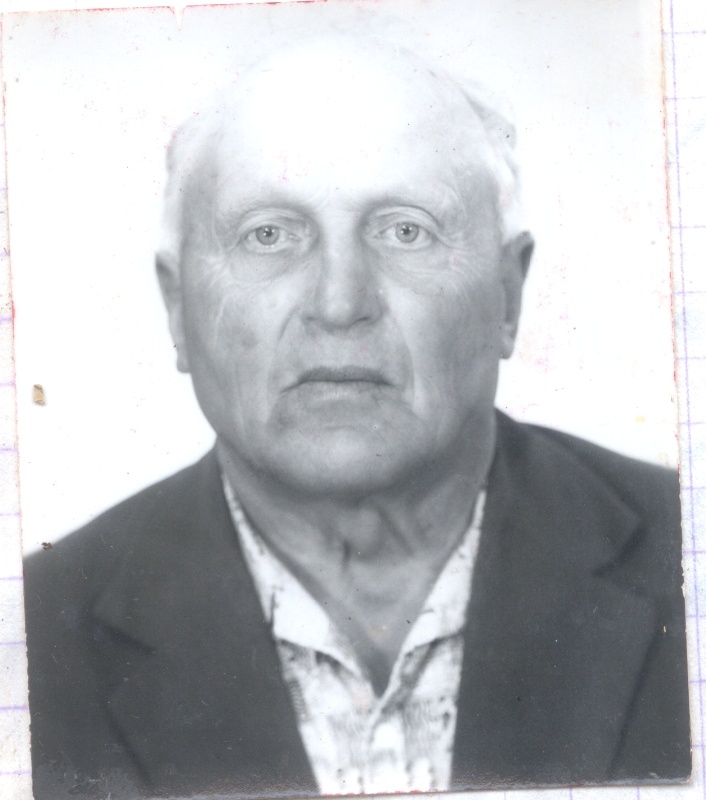 Foto. Sulev Hellik. Portree. Eesti Sõjameeste Lõuna-Läänemaa Ühenduse kroonikaraamatust. VI. HM 8453:1