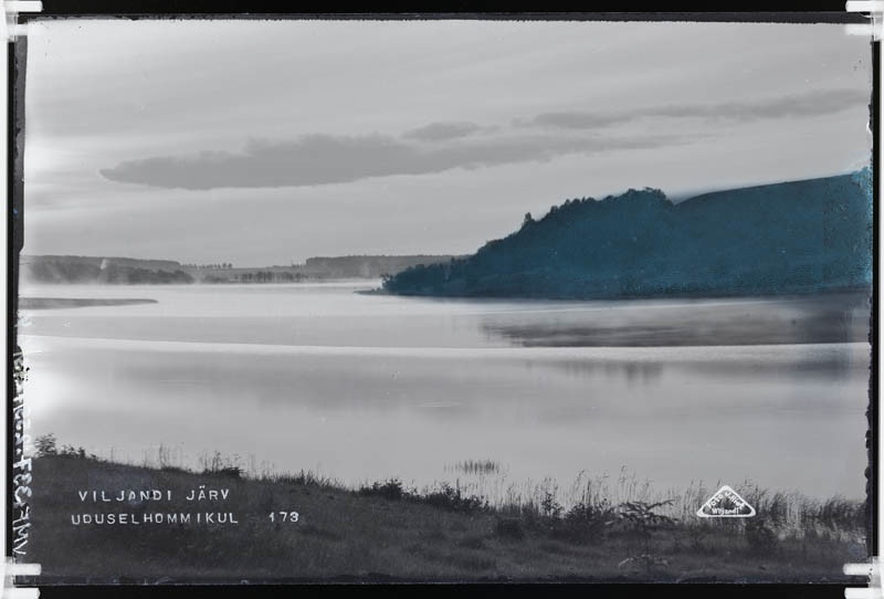 fotonegatiiv, Viljandi järv udusel hommikul