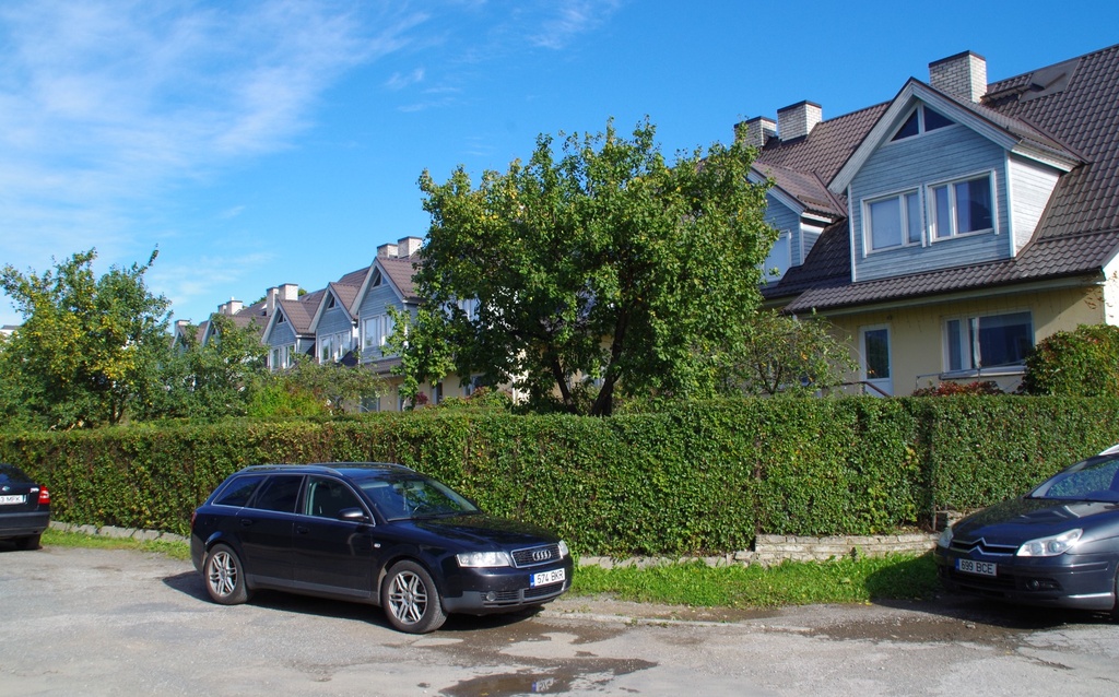 Rakvere, ridaelamu Side tänaval rephoto