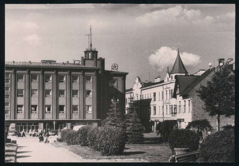Photo, Viljandi, central square, Tartu tn