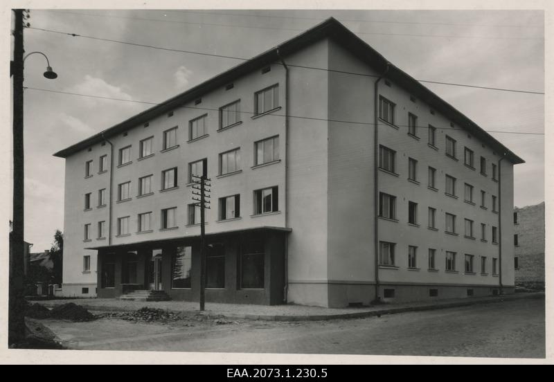 Tartu's new constructions in the 1960s, an apartment building on the corner of Pälson (Pepler) and Teacher Street