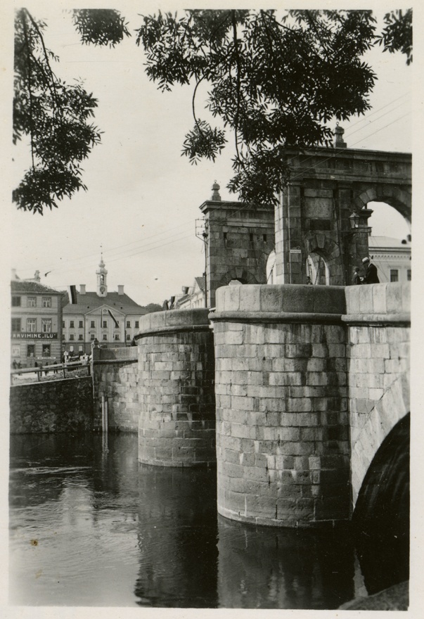 Stone sild in Tartu, view