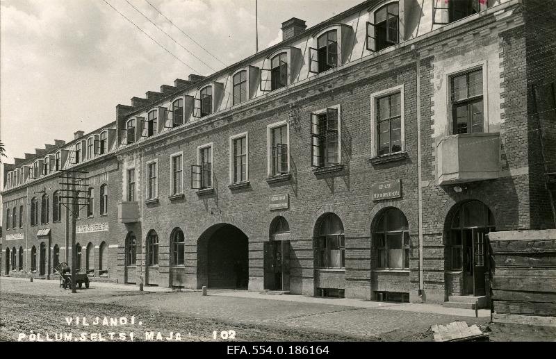 Viljandi Estonian Farmers' Society Department of Commerce and the Houses of Farmers' House in Viljandi Estonian Farmers' Society on Tallinn Street (former Rottermann Commerce House).